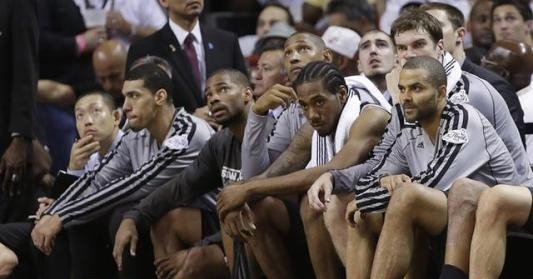 记者：艾纳维和科内排除韧带损伤，力争参加与那不勒斯榜首战