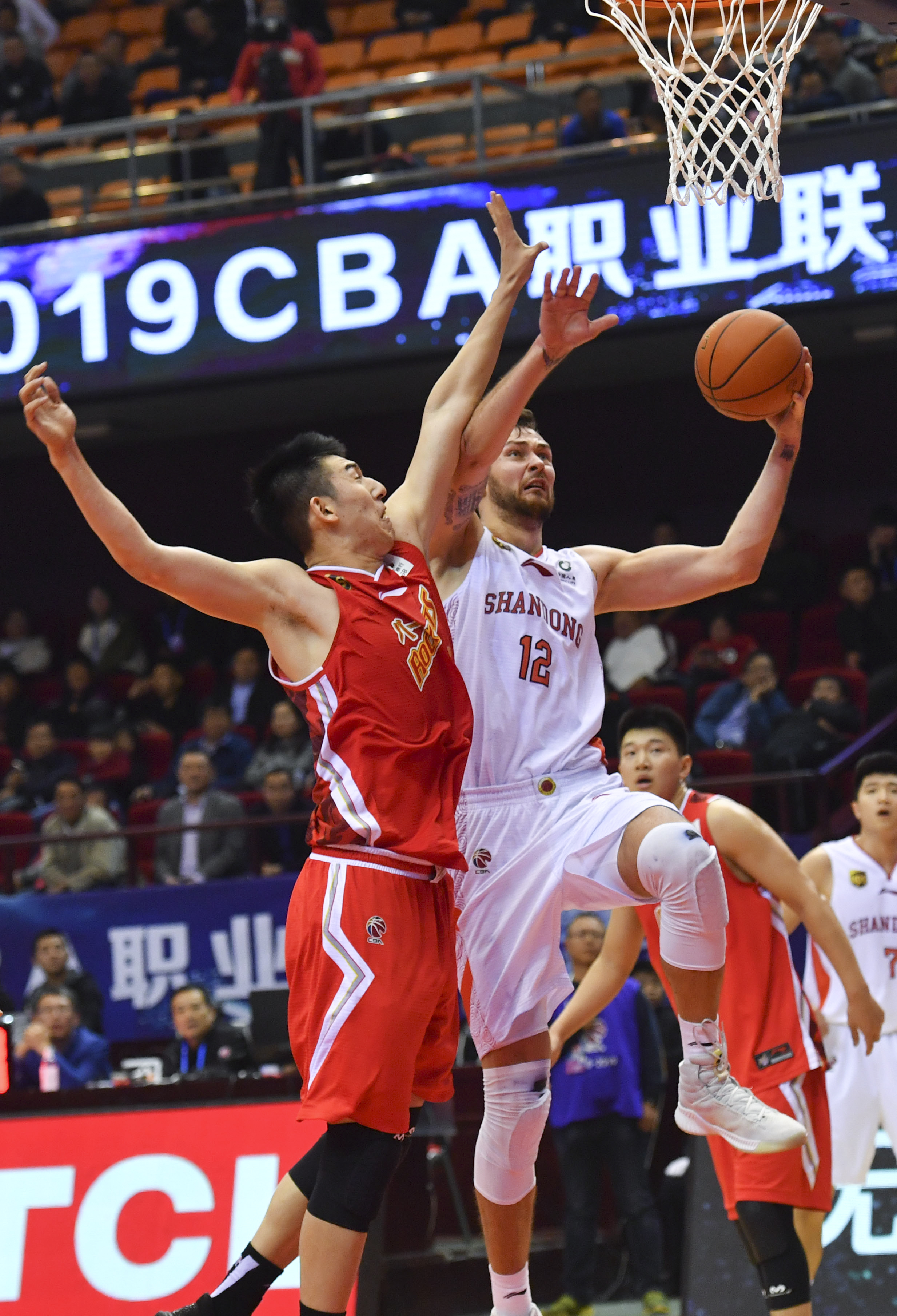 [网球]梅德韦杰夫布里斯班首战告捷