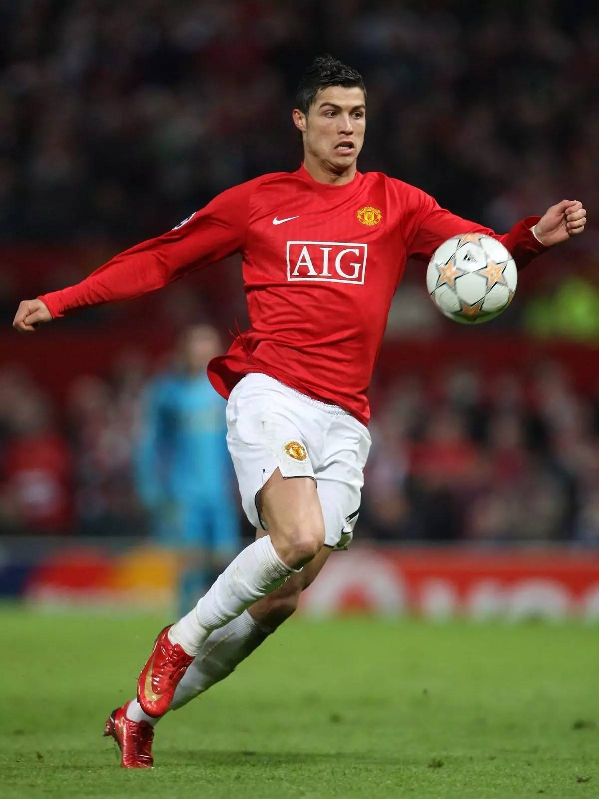 邵佳一执掌国足3把火：体能、纪律、数据，混日子球员的好日子到头了！