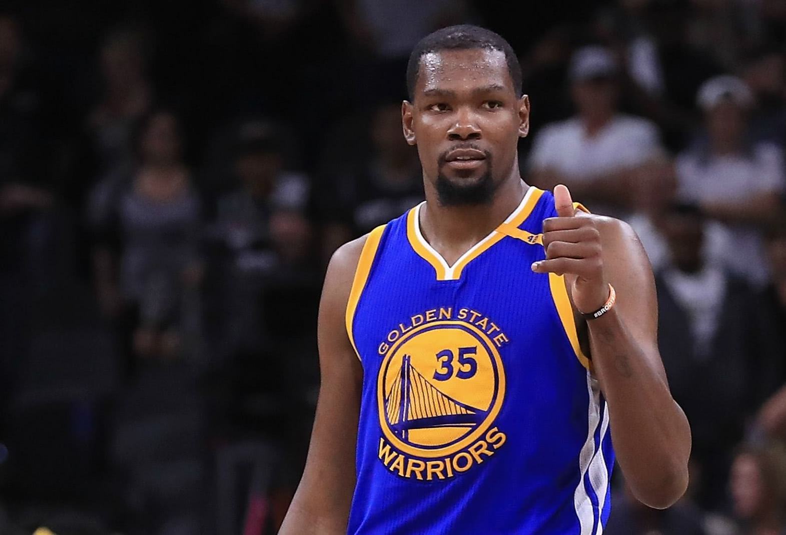 LPL打野新圣经诞生！Xun霸气一喷五：我8分钟已经点了