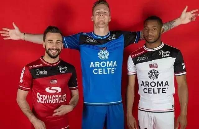 [NBA]手感火热！克林根空位三分再次命中