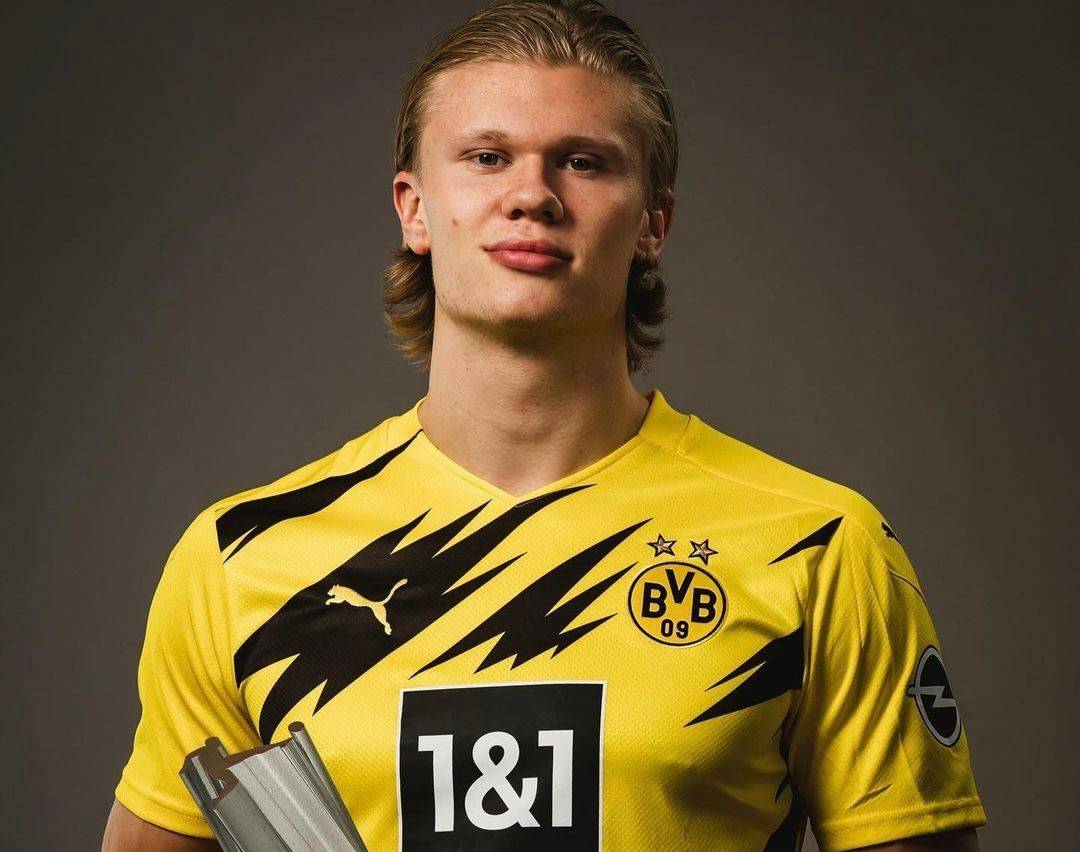 [天下足球]稳居榜首 巴萨战胜奥萨苏纳